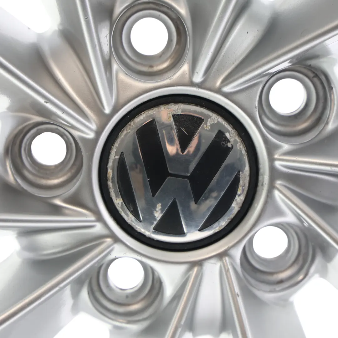 Mk3 Silberne Leichtmetallfelge 18" 8J ET:41 für Volkswagen Scirocco mit Teilenummer 3C8601025D Volkswagen Scirocco Mk3 Silberne Leichtmetallfelge 18" 8J ET:41 - SKU 3C8601025D-4 - Teilenummer 3C8601025D