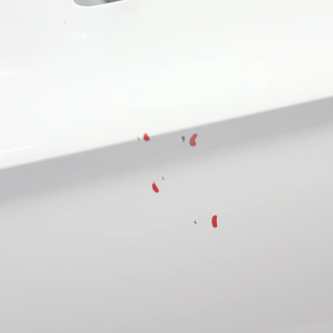 Porta Anteriore Destra Bianco Puro C9A per Volkswagen Passat B8 con numero di parte 3G0831056AG Volkswagen Passat B8 Porta Anteriore Destra Bianco Puro C9A - SKU 3G0831056AG-PWH - Numero di parte 3G0831056AG