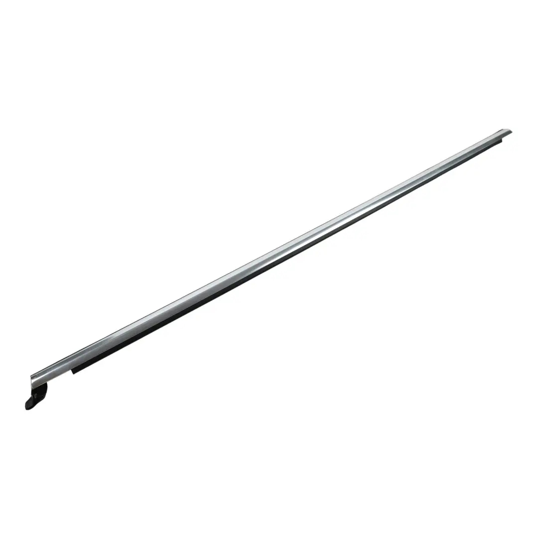 Break Joint Vitre Extérieur Gauche pour Volkswagen Passat B8 à propos du numéro de pièce 3G9839475E Volkswagen Passat B8 Break Joint Vitre Extérieur Gauche - SKU 3G9839475E - Numéro de pièce 3G9839475E