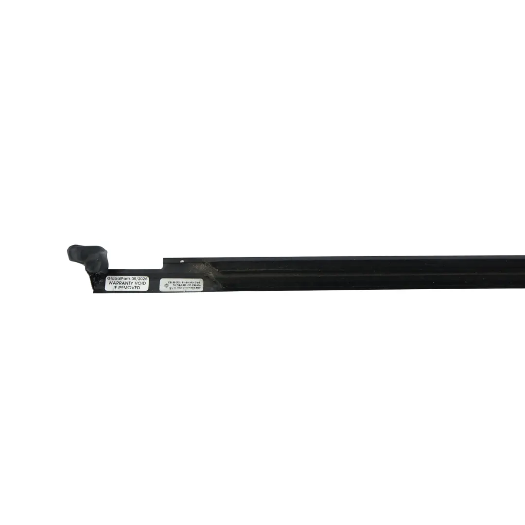 Guarnizione Finestrino Sinistro Esterno per Volkswagen Passat B8 Estate con numero di parte 3G9839475E Volkswagen Passat B8 Estate Guarnizione Finestrino Sinistro Esterno - SKU 3G9839475E - Numero di parte 3G9839475E