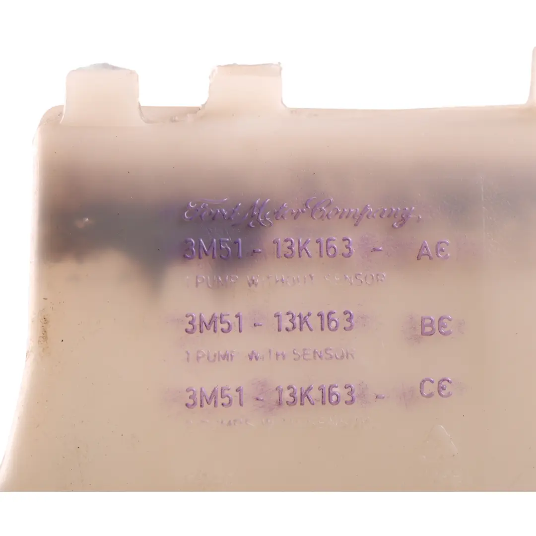 Ford Kuga C394 Réservoir Lave-Glace Pare-Brise - SKU 3M51-13K163-BC - Numéro de pièce 3M51-13K163-BC