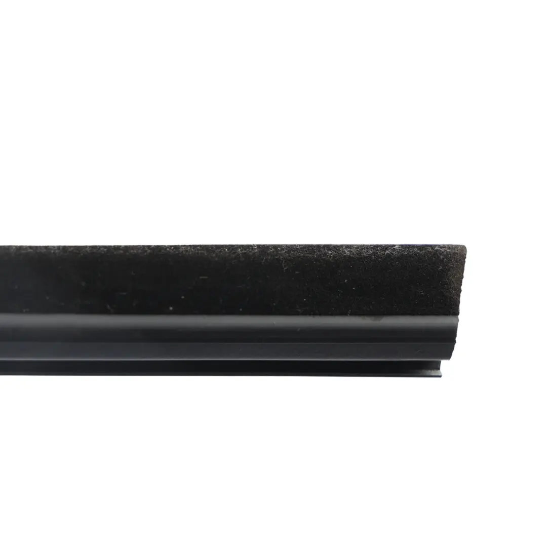 Mk1 Joint Étanchéité Vitre Porte Arrière Droite pour Ford Kuga à propos du numéro de pièce 3M51-R25860-AL Ford Kuga Mk1 Joint Étanchéité Vitre Porte Arrière Droite - SKU 3M51-R25860-AL - Numéro de pièce 3M51-R25860-AL