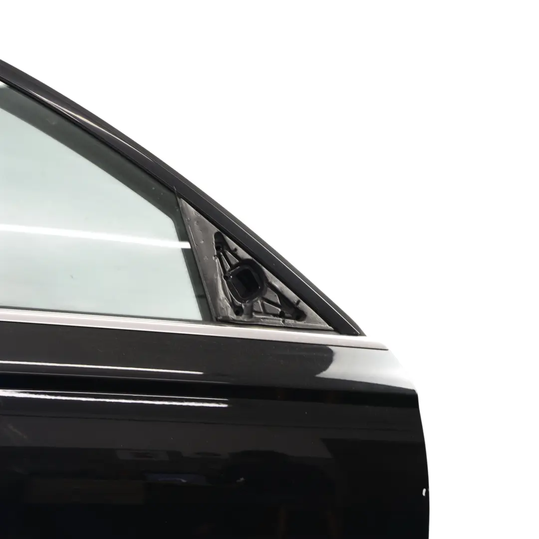 Door Front Right O/S Covering Panel Brilliant Black Metallic - Y9B to Audi A6 C7 with Part number 4G0831052 Audi A6 C7 Door Front Right O/S Covering Panel Brilliant Black Metallic - Y9B - SKU 4G0831052-BBL - Part number 4G0831052