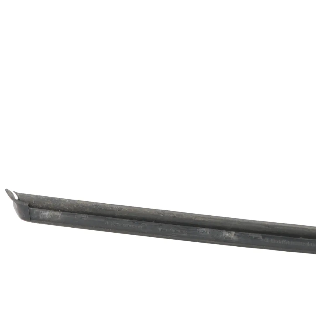 Front Windscreen Side Trim Water Deflector Right O/S to Audi A8 4H D4 with Part number 4H0854328 Audi A8 4H D4 Front Windscreen Side Trim Water Deflector Right O/S - SKU 4H0854328 - Part number 4H0854328