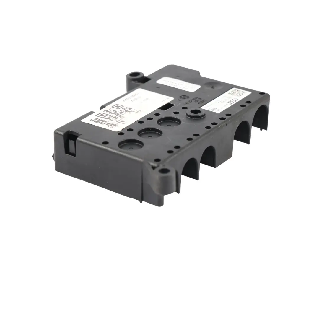 Audi Q7 4M Caja Fusibles Cubierta Terminal Batería Carcasa - SKU 4M0010006J - Número de pieza 4M0010006J
