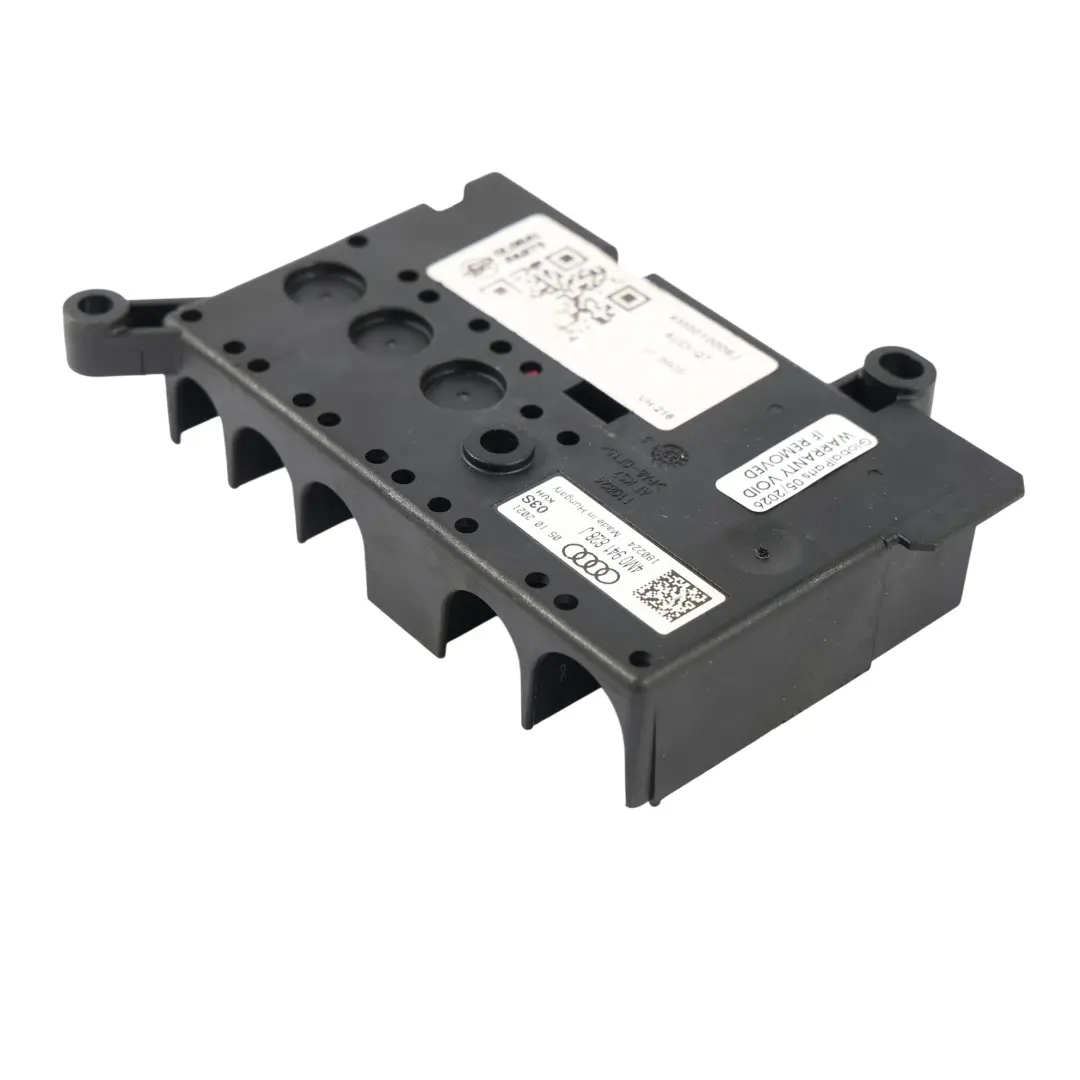 Audi Q7 4M Boîtier Couvercle Borne Batterie Boîte Fusibles - SKU 4M0010006J - Numéro de pièce 4M0010006J