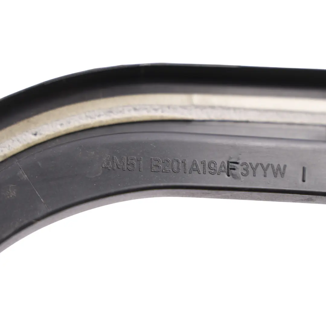ST-2 MK2 Trim Finestrino Porta Anteriore Sinistra per Ford Focus con numero di parte 4M51-B201A19-AF Ford Focus ST-2 MK2 Trim Finestrino Porta Anteriore Sinistra - SKU 4M51-B201A19-AF - Numero di parte 4M51-B201A19-AF