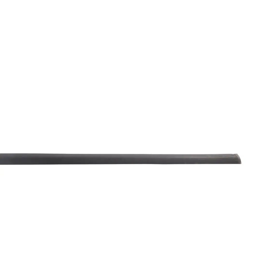 Ford Focus Mk2 Front Door Window Weatherstrip Trim Right O/S - SKU 4M51-B20562-AE - Part number 4M51-B20562-AE