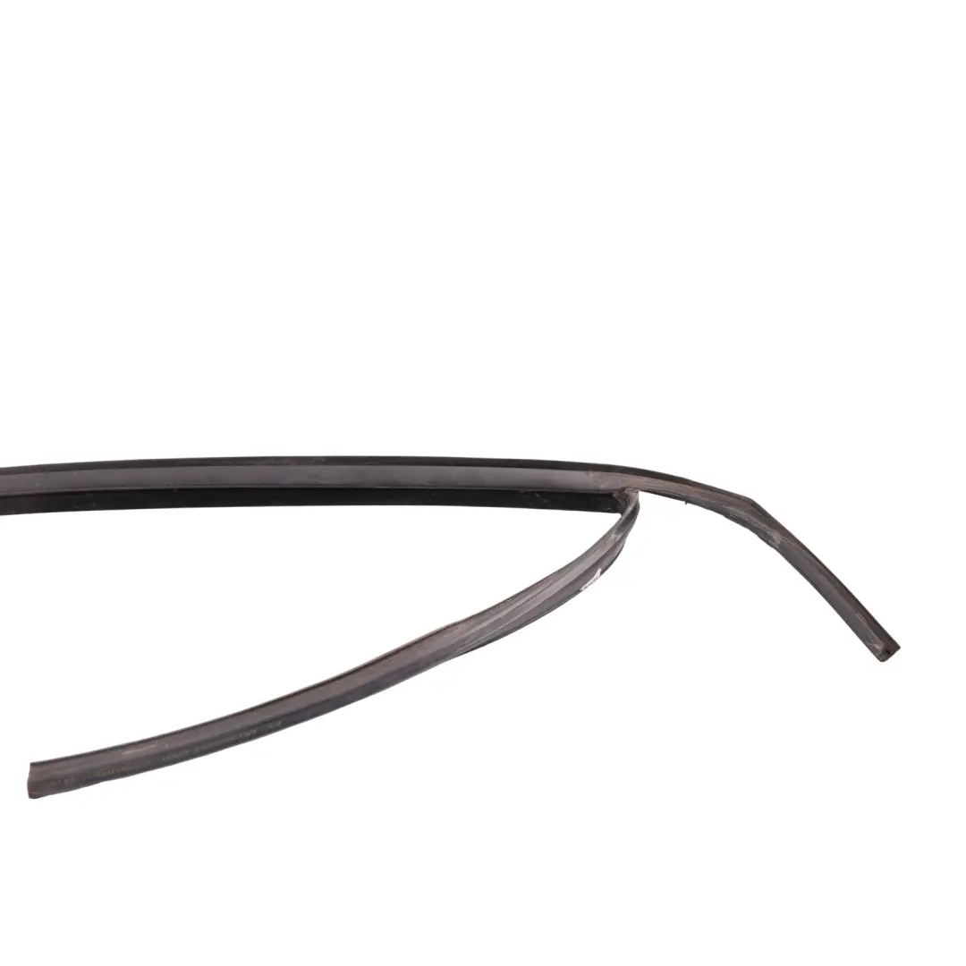 Ford Focus MK2 ST Guarnizione Guida Vetro Porta Anteriore Destra - SKU 4M51-B21510-A - Numero di parte 4M51-B21510-A
