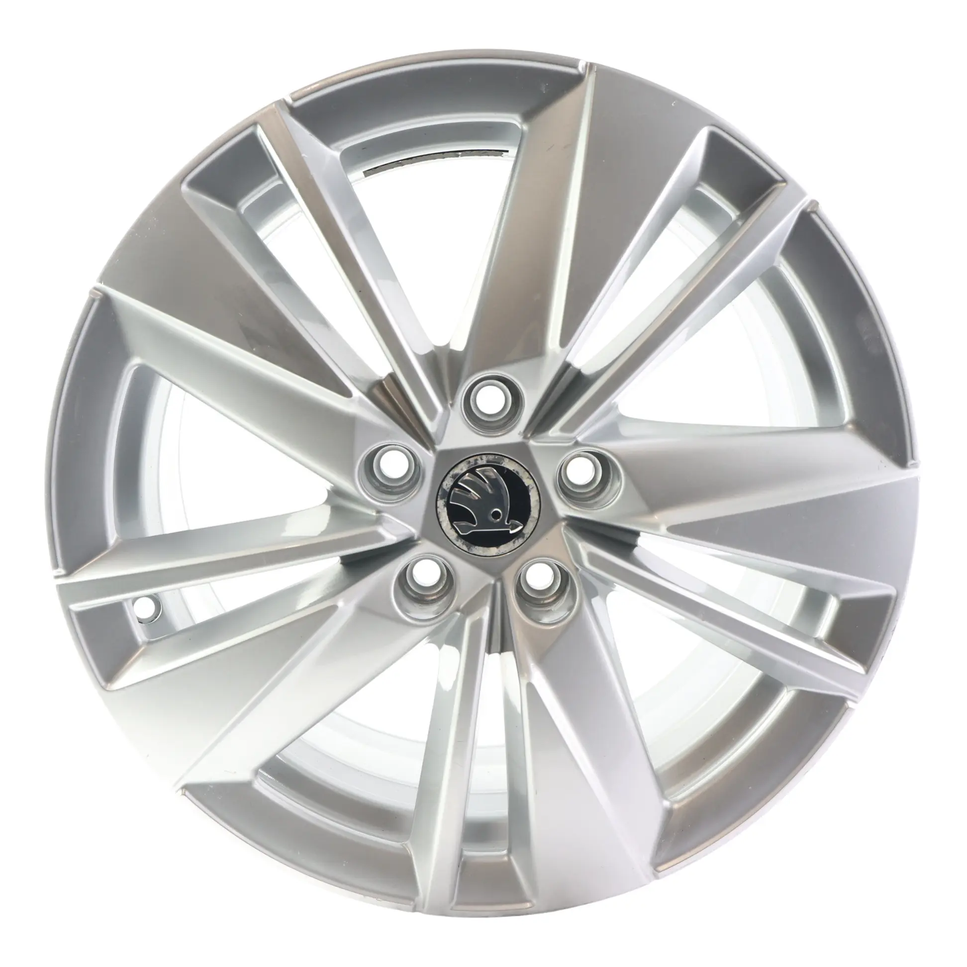 Skoda Karoq Jante Alliage Argent 17" 7J ET:45 57A601025AA Scutus