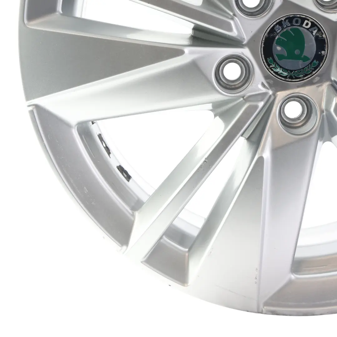 Alloy Wheel Rim Silver 17" 7J ET:45 Scutus Spoke to Skoda Karoq with Part number 57A601025AA Skoda Karoq Alloy Wheel Rim Silver 17" 7J ET:45 Scutus Spoke - SKU 57A601025AA-3 - Part number 57A601025AA