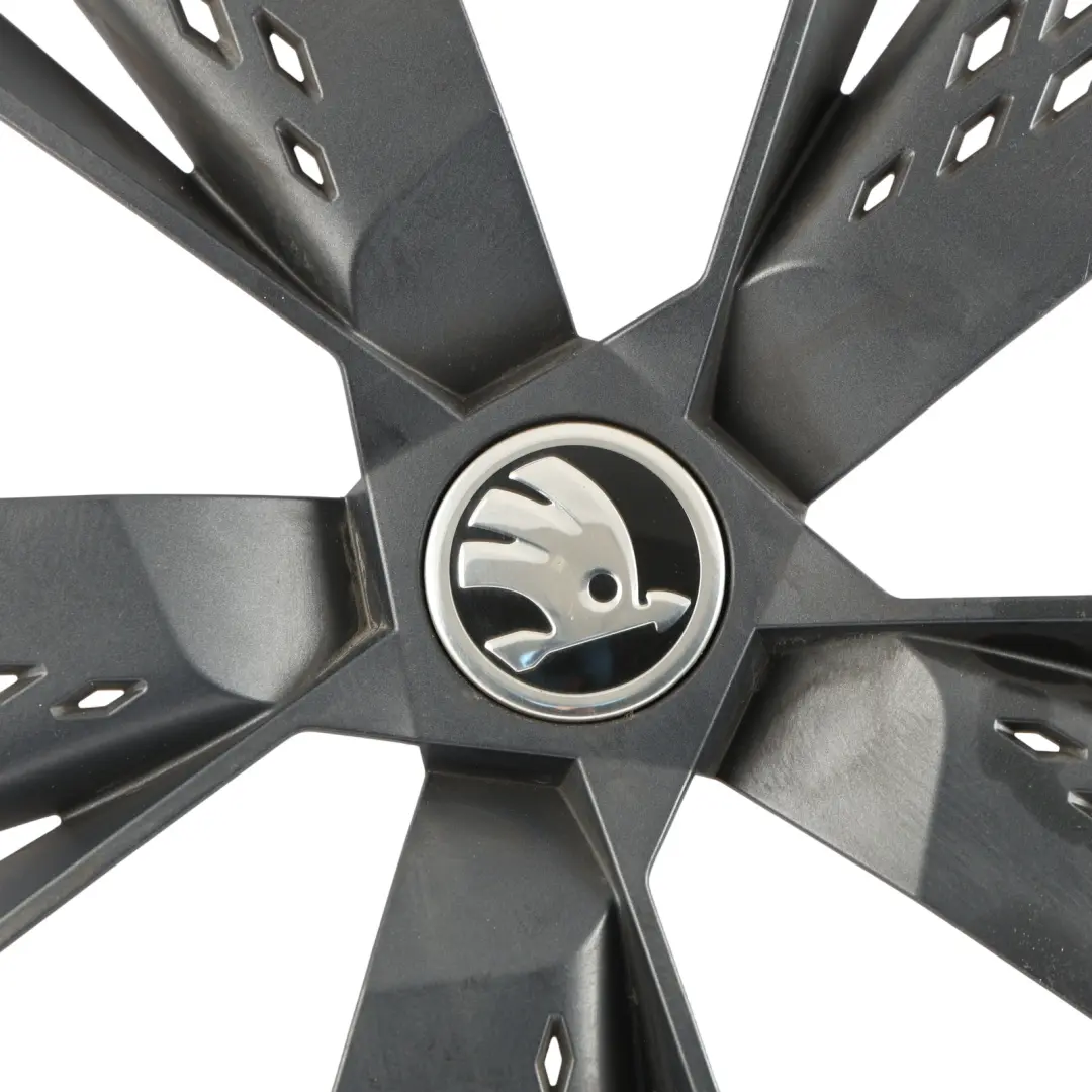 17" Alloy Wheel Trim Centre Cap Nut Cover to Skoda Karoq with Part number 57A601169F Skoda Karoq 17" Alloy Wheel Trim Centre Cap Nut Cover - SKU 57A601169F - Part number 57A601169F