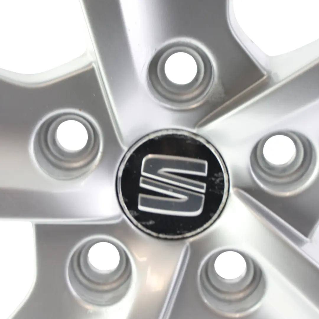 MK3 5F Jante Alliage Argent 17" 7.5J ET:51 Star Spoke pour Seat Leon à propos du numéro de pièce 5F0601025B Seat Leon MK3 5F Jante Alliage Argent 17" 7.5J ET:51 Star Spoke - SKU 5F0601025B-4 - Numéro de pièce 5F0601025B