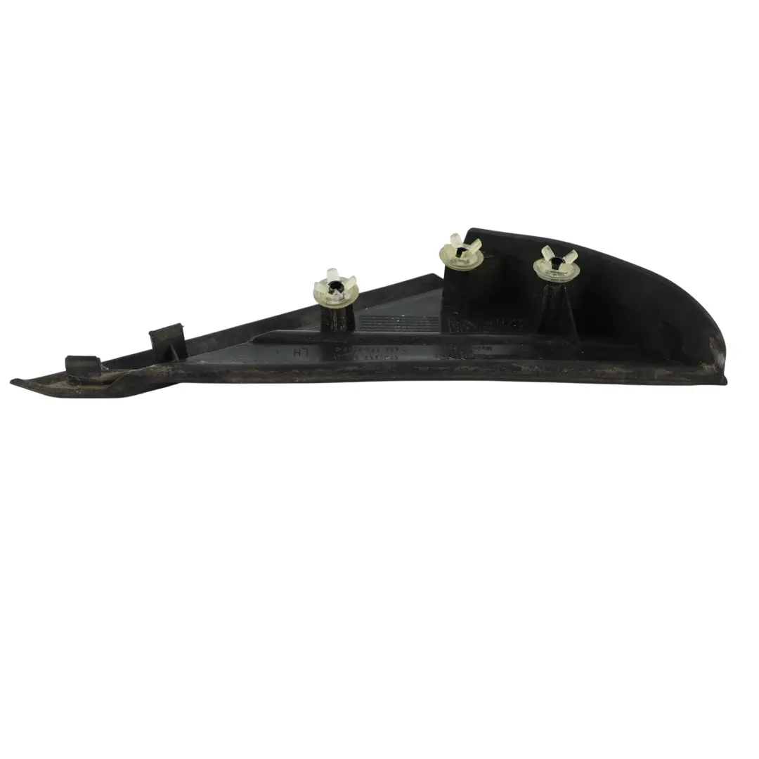 MK3 Kotflügel Dreieck Abdeckung Schwarz Links für Seat Leon mit Teilenummer 5F0853273D Seat Leon MK3 Kotflügel Dreieck Abdeckung Schwarz Links - SKU 5F0853273D - Teilenummer 5F0853273D