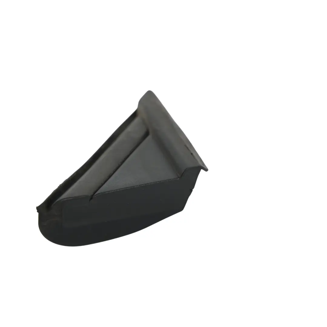 Seat Leon MK3 Cubierta Triangular Aleta Delantera Negro Derecho - SKU 5F0853274D - Número de pieza 5F0853274D