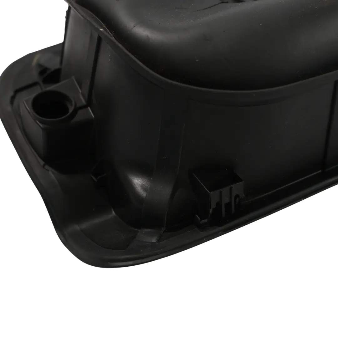 5F Coperchio Sportello Carburante Vassoio Primer per Seat Leon Cupra con numero di parte 5F4809905F Seat Leon Cupra 5F Coperchio Sportello Carburante Vassoio Primer - SKU 5F4809905F - Numero di parte 5F4809905F