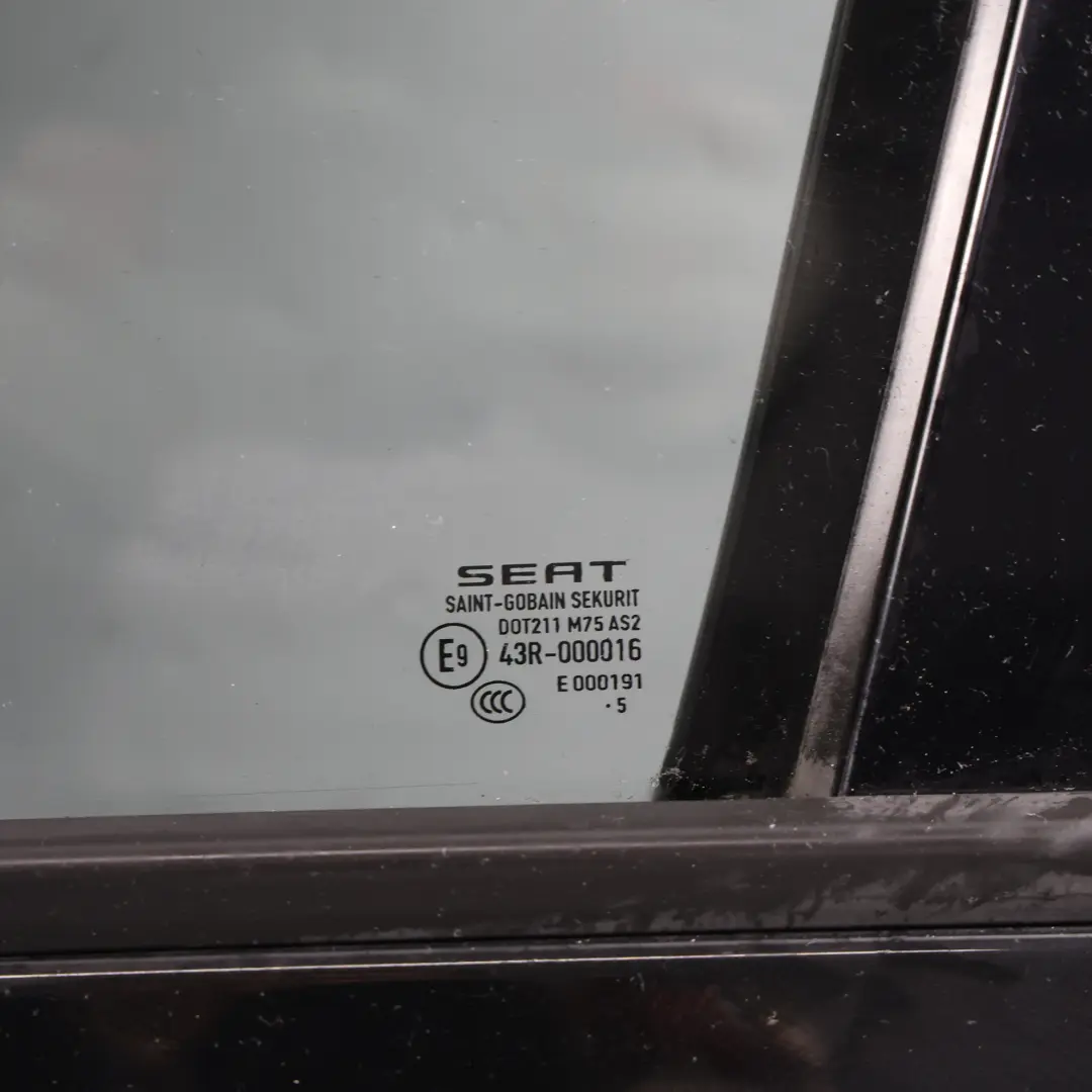 Mk3 Door Front Left N/S Mythical Black Metallic - Y9T to Seat Leon with Part number 5F4831055A Seat Leon Mk3 Door Front Left N/S Mythical Black Metallic - Y9T - SKU 5F4831055A-MYB - Part number 5F4831055A