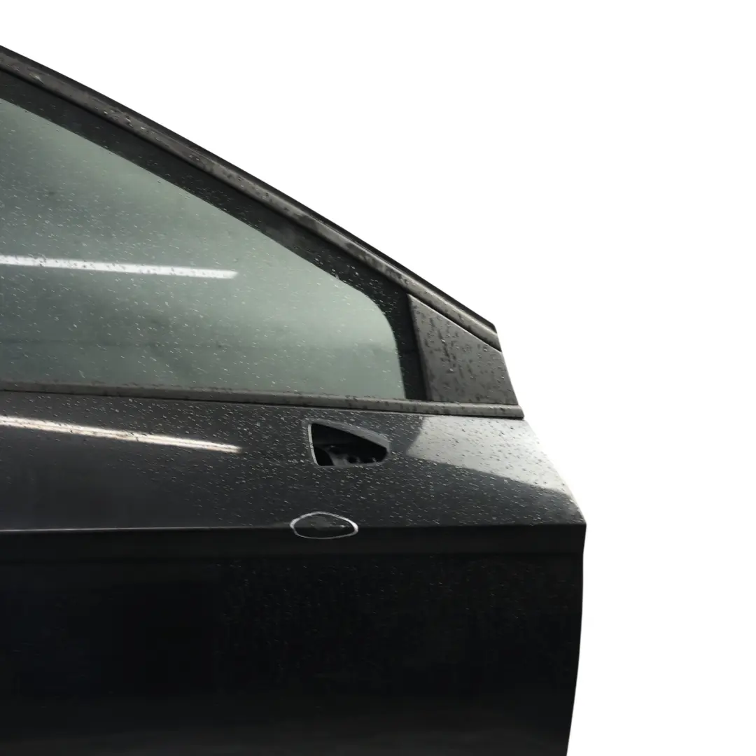 MK3 Porte Avant Droite Panneau Revêtement Noir Mythique Métallisé Y9T pour Seat Leon à propos du numéro de pièce 5F4831056A Seat Leon MK3 Porte Avant Droite Panneau Revêtement Noir Mythique Métallisé Y9T - SKU 5F4831056A-MYB - Numéro de pièce 5F4831056A