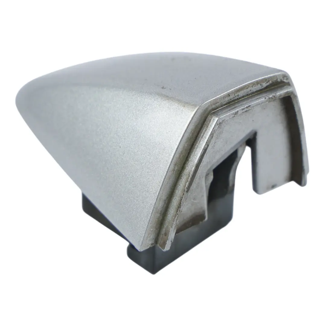 MK3 Maniglia Porta Posteriore Sinistra Argento Z7G per Seat Leon con numero di parte 5G0839167D Seat Leon MK3 Maniglia Porta Posteriore Sinistra Argento Z7G - SKU 5G0839167D-FSI - Numero di parte 5G0839167D