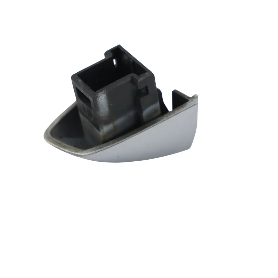 Mk3 Rear Door Handle Cap Left N/S Foil Silver - Z7G to Seat Leon with Part number 5G0839167D Seat Leon Mk3 Rear Door Handle Cap Left N/S Foil Silver - Z7G - SKU 5G0839167D-FSI - Part number 5G0839167D