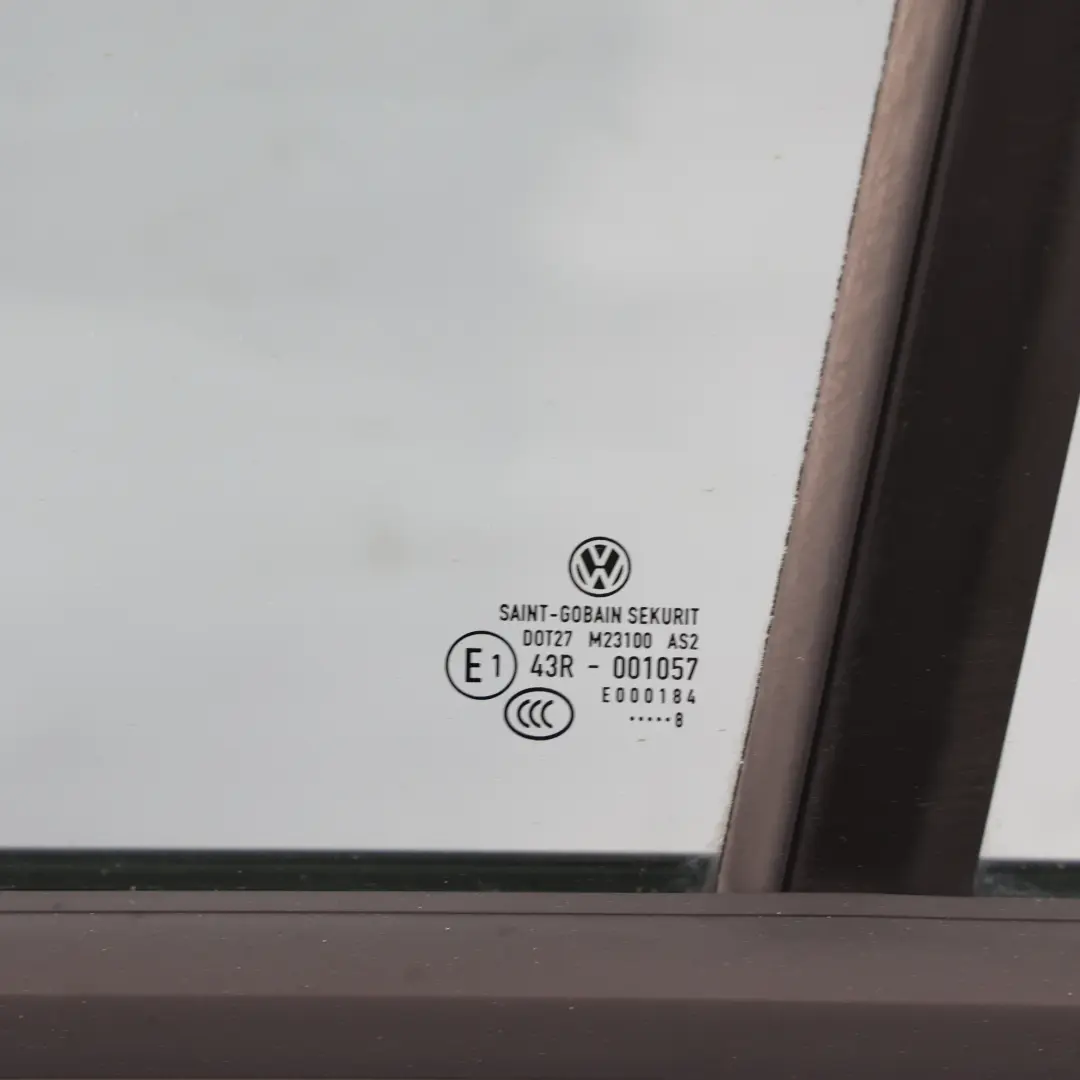 Drzwi Lewe Tylne Pure White Białe - C9A do VW Volkswagen Golf 7 o numerze 5G4833055AC VW Volkswagen Golf 7 Drzwi Lewe Tylne Pure White Białe - C9A - SKU 5G4833055AC-PWH - Numer Części 5G4833055AC