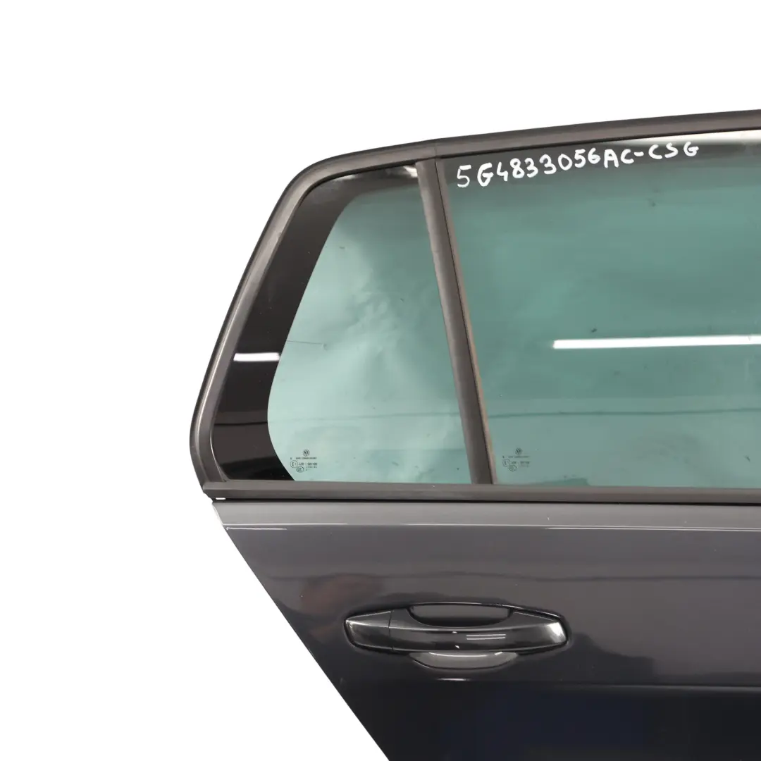 Panneau Couvercle Porte Arrière Droit Acier Gris Carbone A9W pour Volkswagen Golf Mk7 à propos du numéro de pièce 5G4833056AC Volkswagen Golf Mk7 Panneau Couvercle Porte Arrière Droit Acier Gris Carbone A9W - SKU 5G4833056AC-CSG - Numéro de pièce 5G4833056AC
