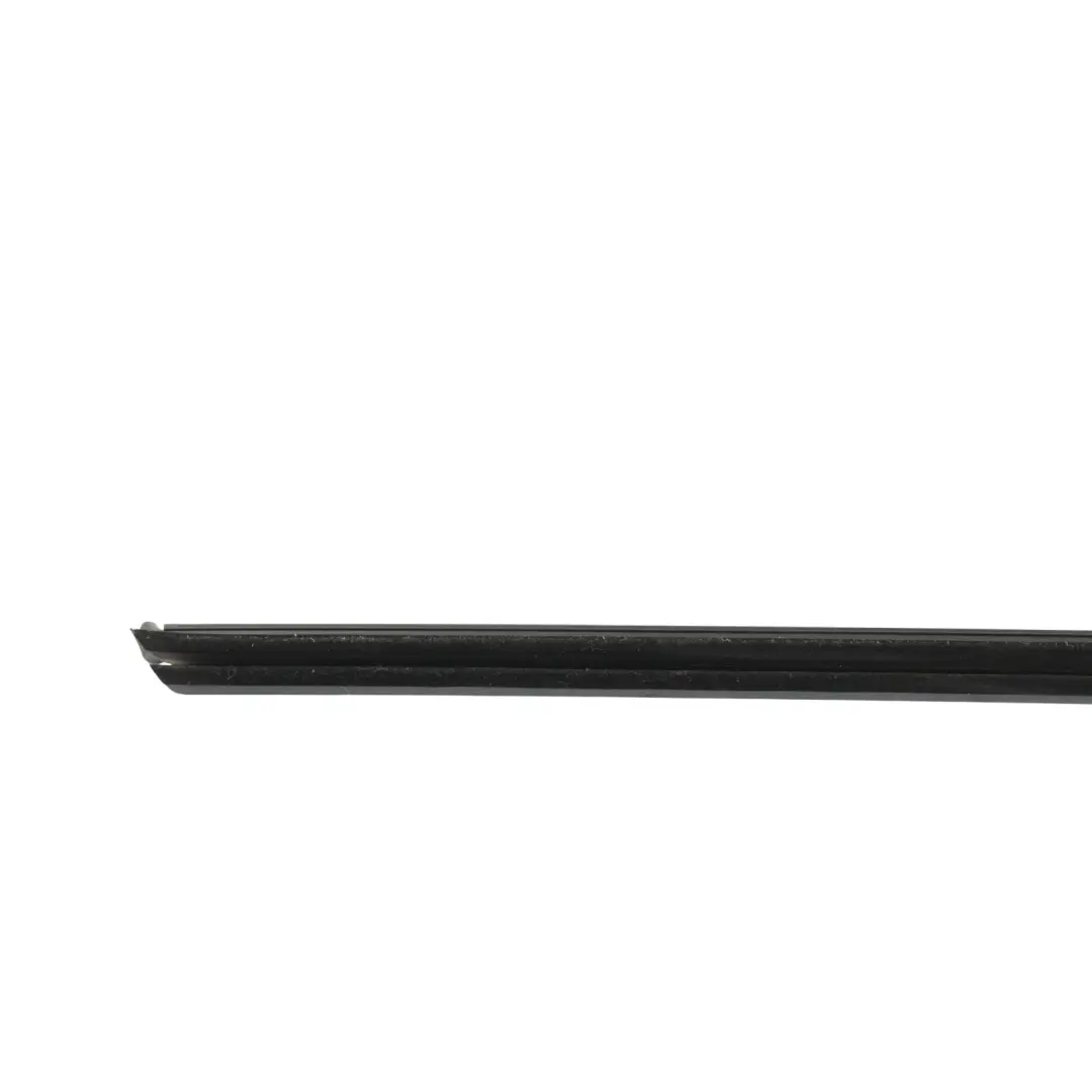 Junta Ventana Puerta Delantera Derecha para Volkswagen Golf Mk7 con número de pieza 5G4837480A Volkswagen Golf Mk7 Junta Ventana Puerta Delantera Derecha - SKU 5G4837480A - Número de pieza 5G4837480A