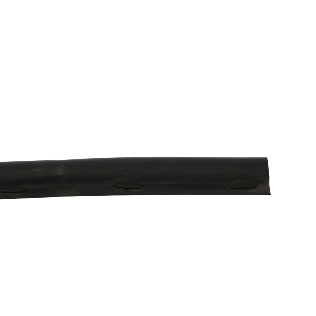 Junta Goma Capó Izquierda Derecha para Volkswagen Golf Cd1 con número de pieza 5H0823709 Volkswagen Golf Cd1 Junta Goma Capó Izquierda Derecha - SKU 5H0823709 - Número de pieza 5H0823709