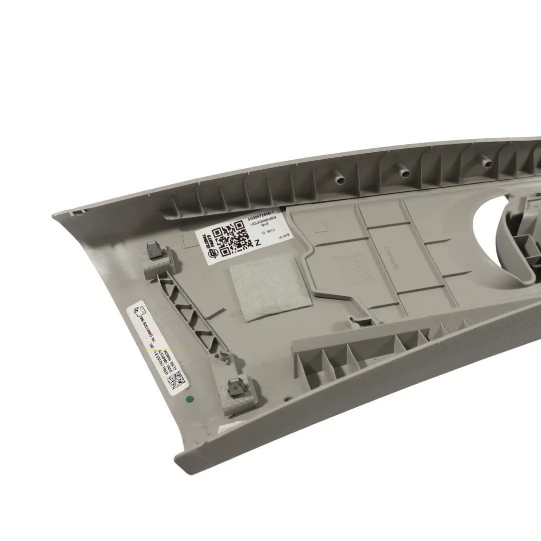 Mk8 GTI B-Säule Verkleidung Abdeckung Oben Links für Volkswagen Golf CD1 mit Teilenummer 5H0867243B Volkswagen Golf CD1 Mk8 GTI B-Säule Verkleidung Abdeckung Oben Links - SKU 5H0867243B-1 - Teilenummer 5H0867243B