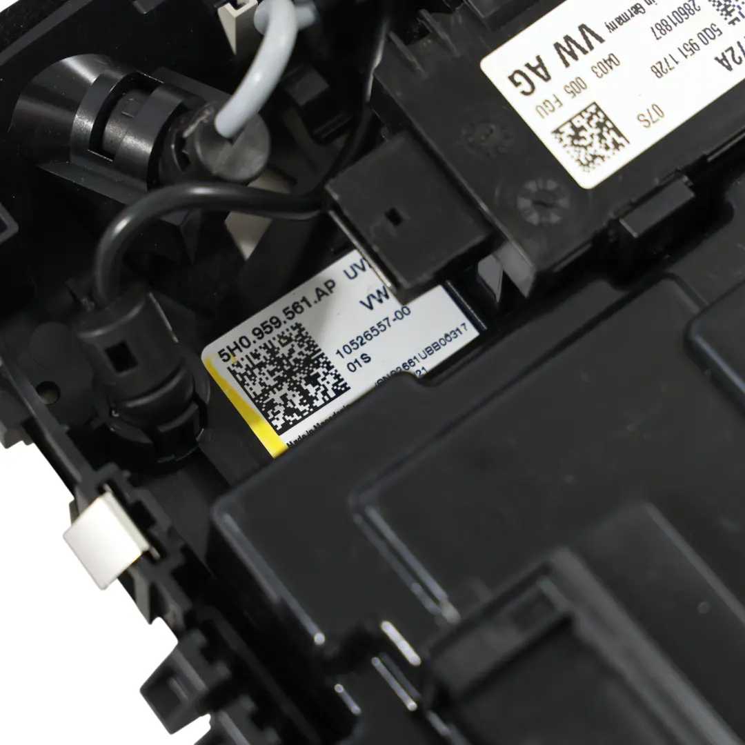 Dachlicht Schalter Blende Grau Schwarz für Volkswagen Golf 8 CD1 mit Teilenummer 5H0959561AP Volkswagen Golf 8 CD1 Dachlicht Schalter Blende Grau Schwarz - SKU 5H0959561AP-1 - Teilenummer 5H0959561AP