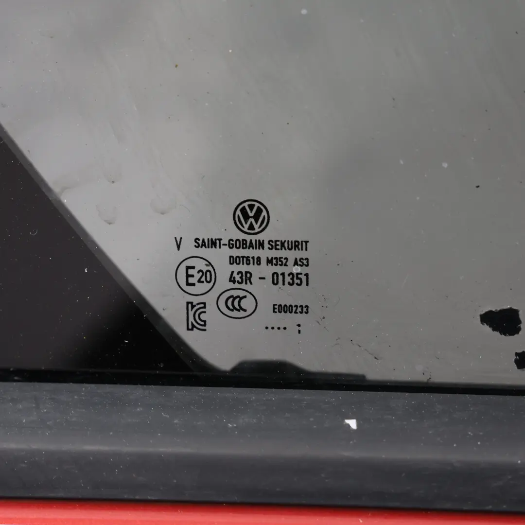 Mk8 Porta Posteriore Destra Rosso Kings Metallizzato C3J per Volkswagen VW Golf con numero di parte 5H4833056K Volkswagen VW Golf Mk8 Porta Posteriore Destra Rosso Kings Metallizzato C3J - SKU 5H4833056K-KIN - Numero di parte 5H4833056K