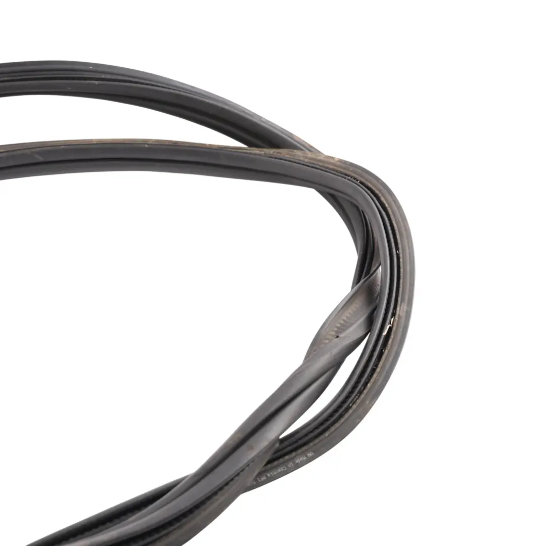 Mk8 Rear Tailgate Seal Gasket Rubber to VW Volkswagen Golf with Part number 5H6827705B VW Volkswagen Golf Mk8 Rear Tailgate Seal Gasket Rubber - SKU 5H6827705B - Part number 5H6827705B