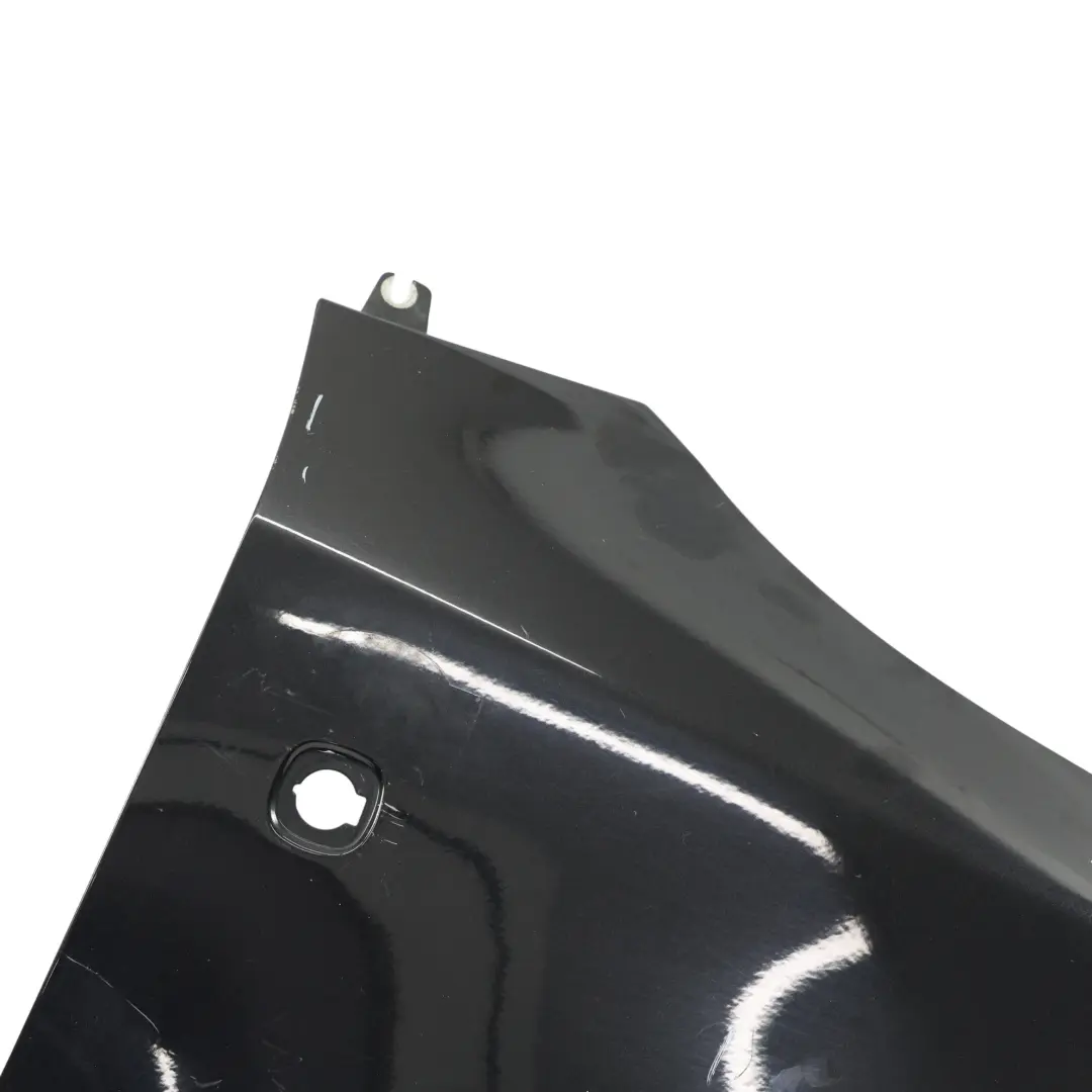 Skoda Fabia MK2 Aile Avant Panneau Latéral Droit Noir Magic Pearl F9R - SKU 5J0821022A-BMA - Numéro de pièce 5J0821022A