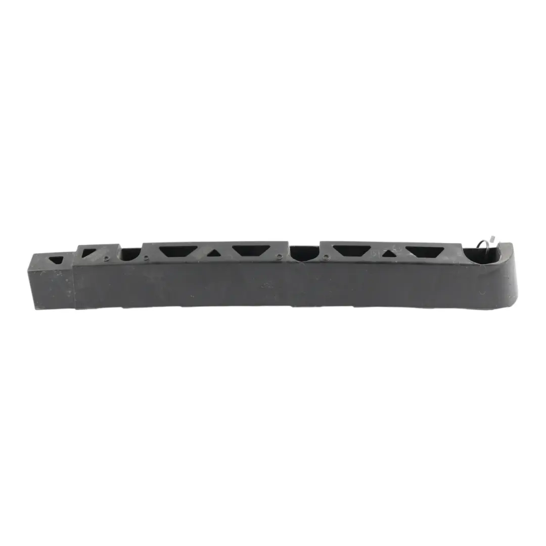 Skoda Fabia MK2 5J Support Fixation Guide Pare-Chocs Arrière Droit - SKU 5J6807864 - Numéro de pièce 5J6807864
