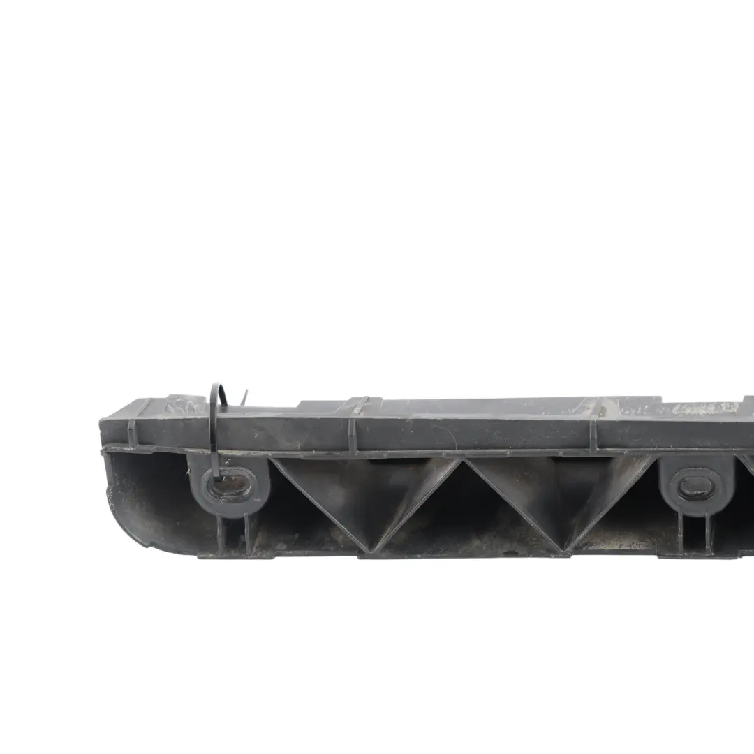 Skoda Fabia MK2 5J Stoßstange Halterung Führung Hinten Rechts - SKU 5J6807864 - Teilenummer 5J6807864