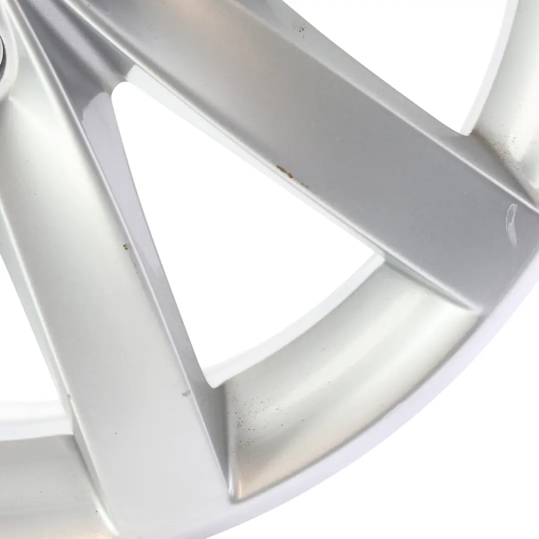 Volkswagen Golf Mk6 Srebrna Felga Aluminiowa 17" 7J ET:54 - SKU 5K0601025F - Numer Części 5K0601025F