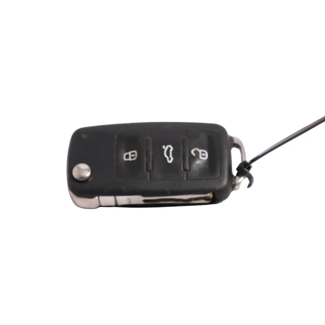 Button Flip Remote Key 315MHZ to Volkswagen Polo 6R Touran 1T with Part number 5K0837202AF Volkswagen Polo 6R Touran 1T Button Flip Remote Key 315MHZ - SKU 5K0837202AF - Part number 5K0837202AF