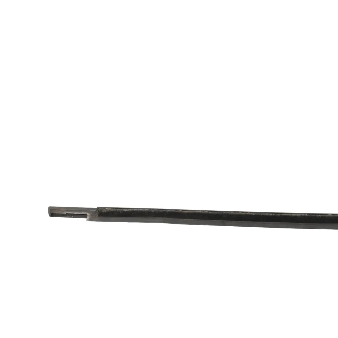 Mk6 Junta Burlete Ventana Puerta Delantera Izquierda para Volkswagen Golf con número de pieza 5K4837477C Volkswagen Golf Mk6 Junta Burlete Ventana Puerta Delantera Izquierda - SKU 5K4837477C - Número de pieza 5K4837477C