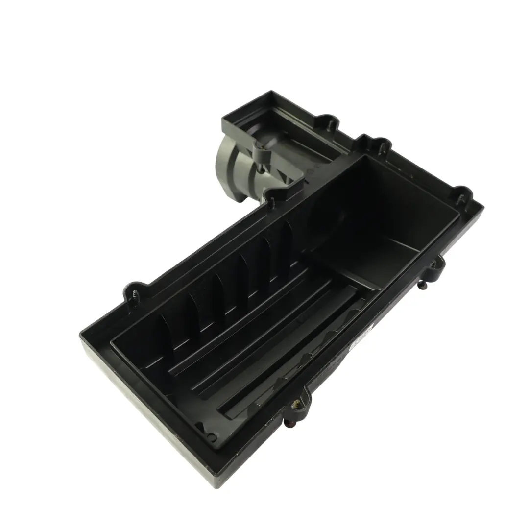 Obudowa Filtra Powietrza Część do Audi Q3 8U 2.0 Diesel o numerze 5N0129607E Audi Q3 8U 2.0 Diesel Obudowa Filtra Powietrza Część - SKU 5N0129607E-1 - Numer Części 5N0129607E