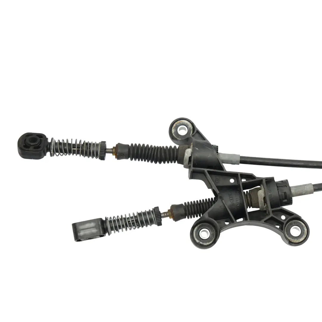 Gearbox Selector Lever Linkage Cable Manual to VW Volkswagen Tiguan 5N with Part number 5N0711049P VW Volkswagen Tiguan 5N Gearbox Selector Lever Linkage Cable Manual - SKU 5N0711049P - Part number 5N0711049P