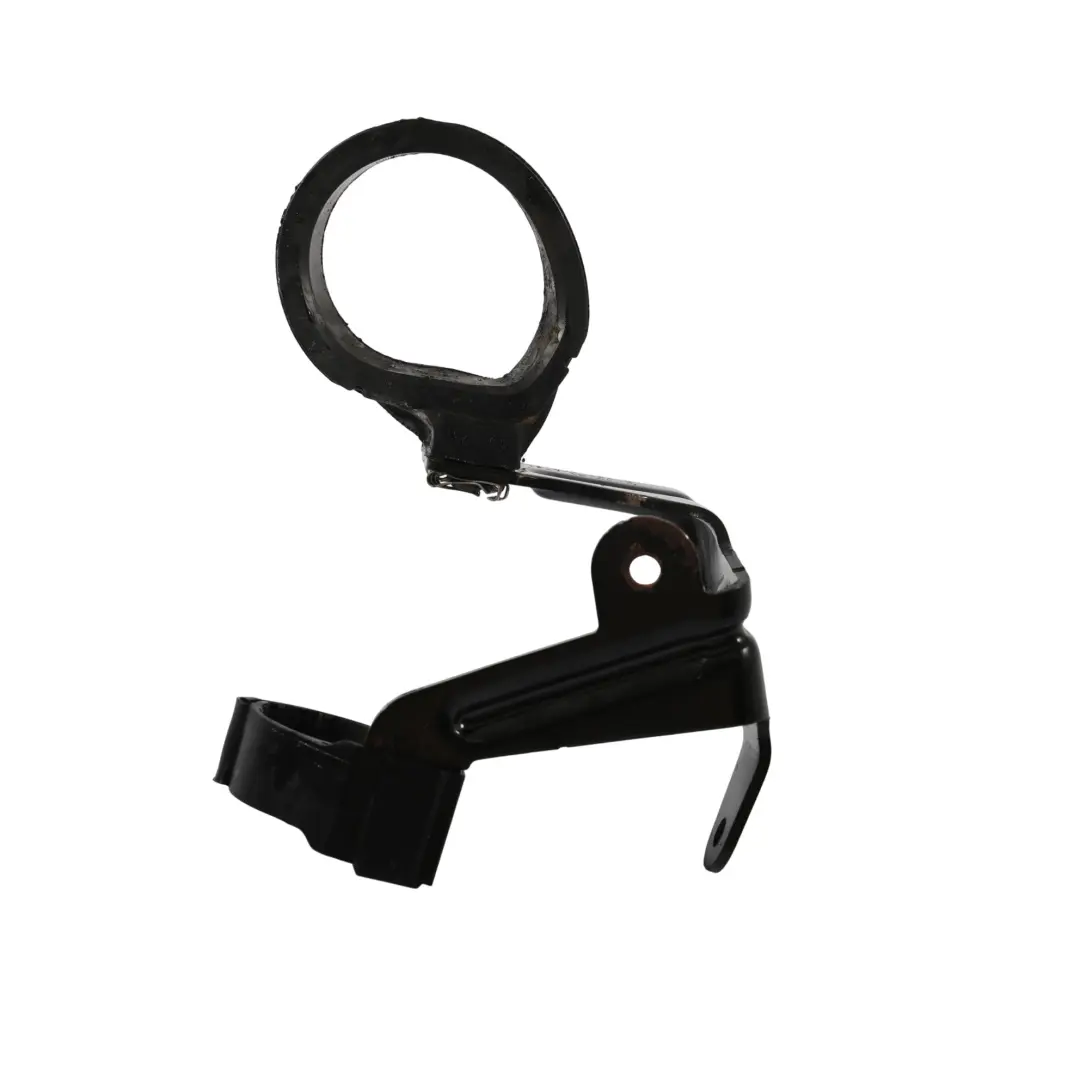 Uchwyt Dodatkowej Pompy Wody do Volkswagen Passat B8 o numerze 5Q0121093CF Volkswagen Passat B8 Uchwyt Dodatkowej Pompy Wody - SKU 5Q0121093CF - Numer Części 5Q0121093CF