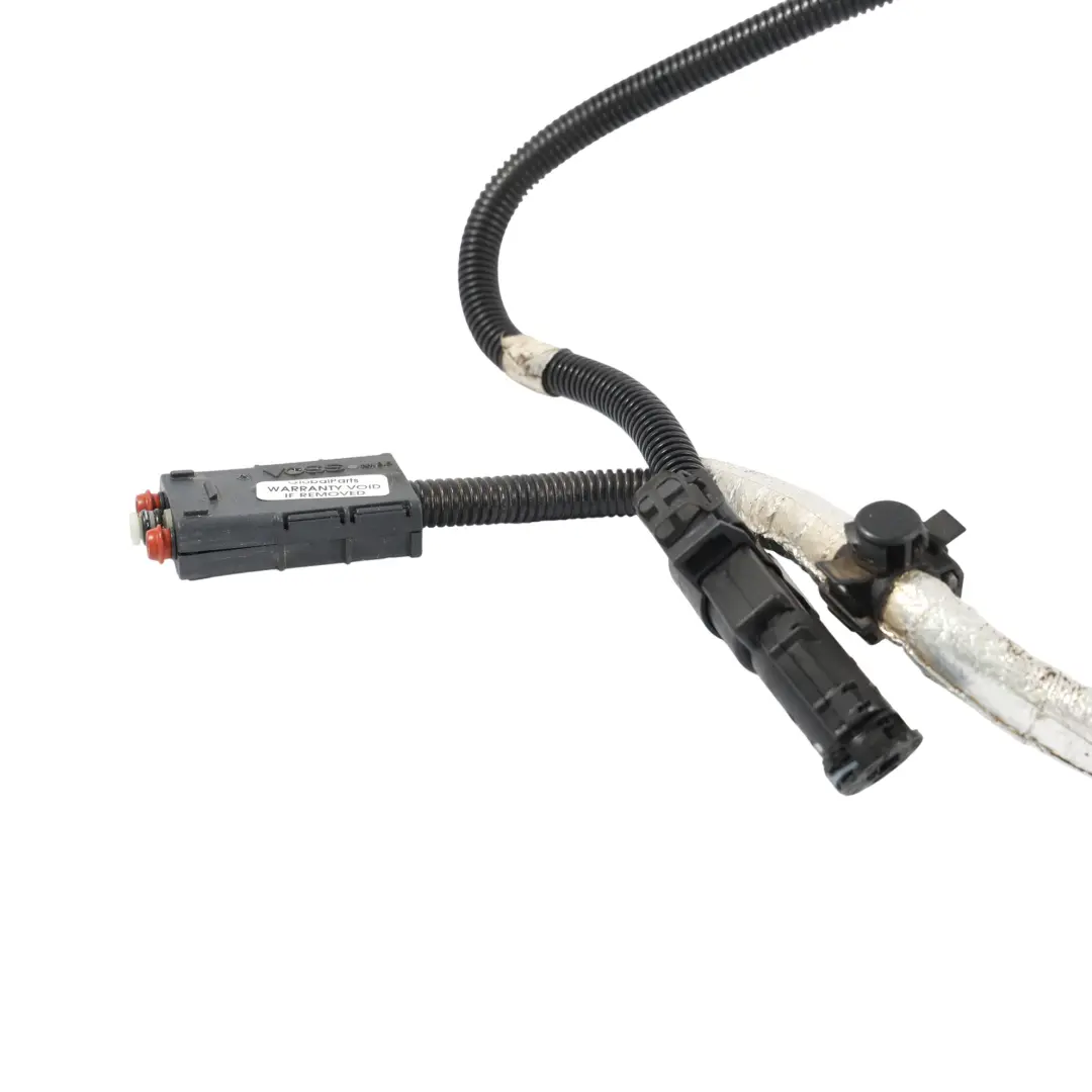 Tubo Linea Iniettore Riempimento AdBlue per Volkswagen Golf Cd1 con numero di parte 5Q0131984AD Volkswagen Golf Cd1 Tubo Linea Iniettore Riempimento AdBlue - SKU 5Q0131984AD - Numero di parte 5Q0131984AD
