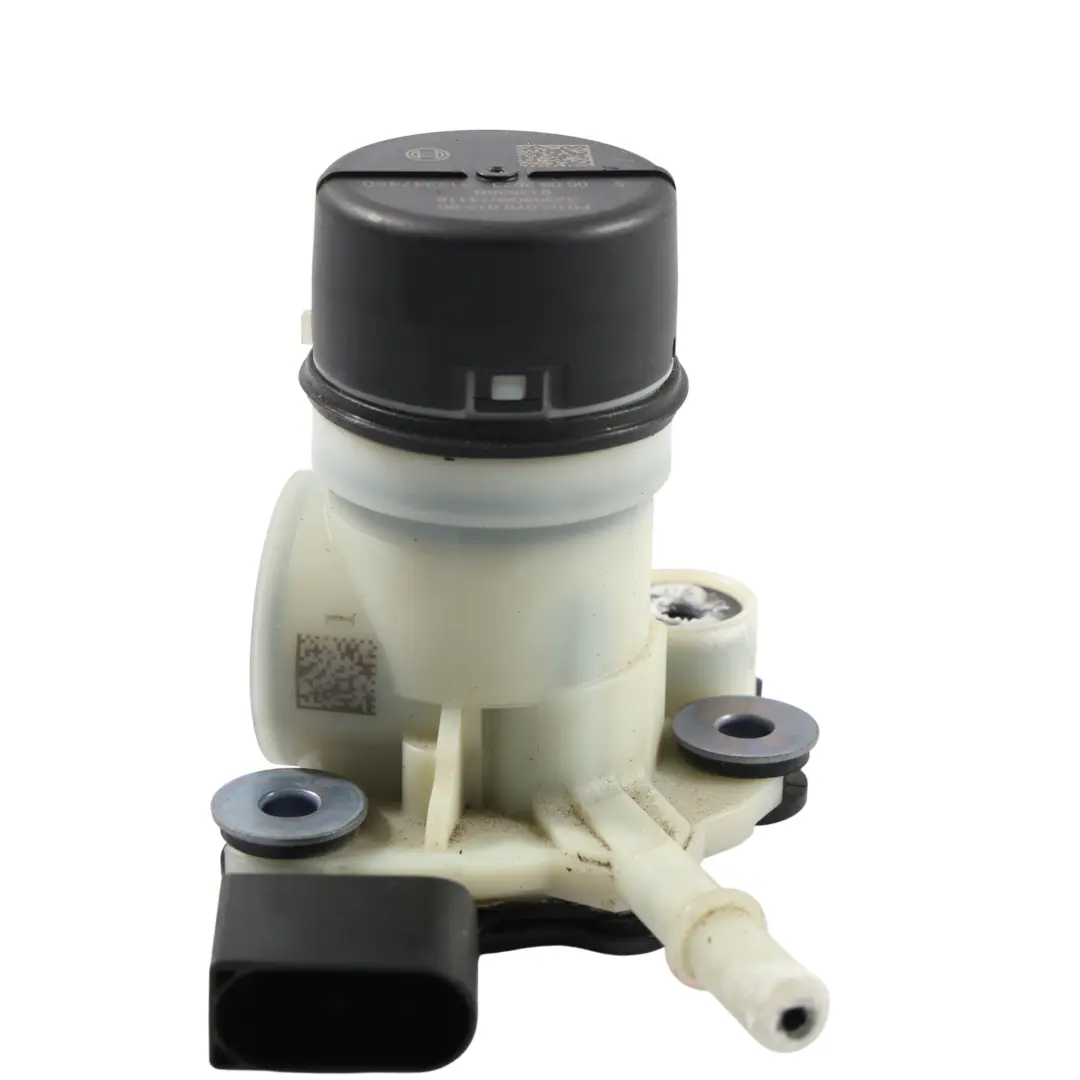 Skoda Superb Mk3 Karoq VW Jetta Mk4 Crafter Mk2 AdBlue Fuel Pump - SKU 5Q0198975 - Part number 5Q0198975