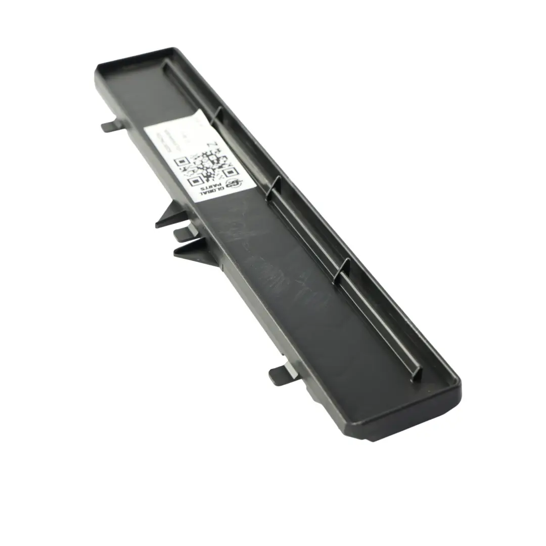 Mk8 Audi A3 8V Pokrywa Filtra Kabinowego Czarna do VW Golf Mk7 o numerze 5Q0819422A VW Golf Mk7 Mk8 Audi A3 8V Pokrywa Filtra Kabinowego Czarna - SKU 5Q0819422A - Numer Części 5Q0819422A