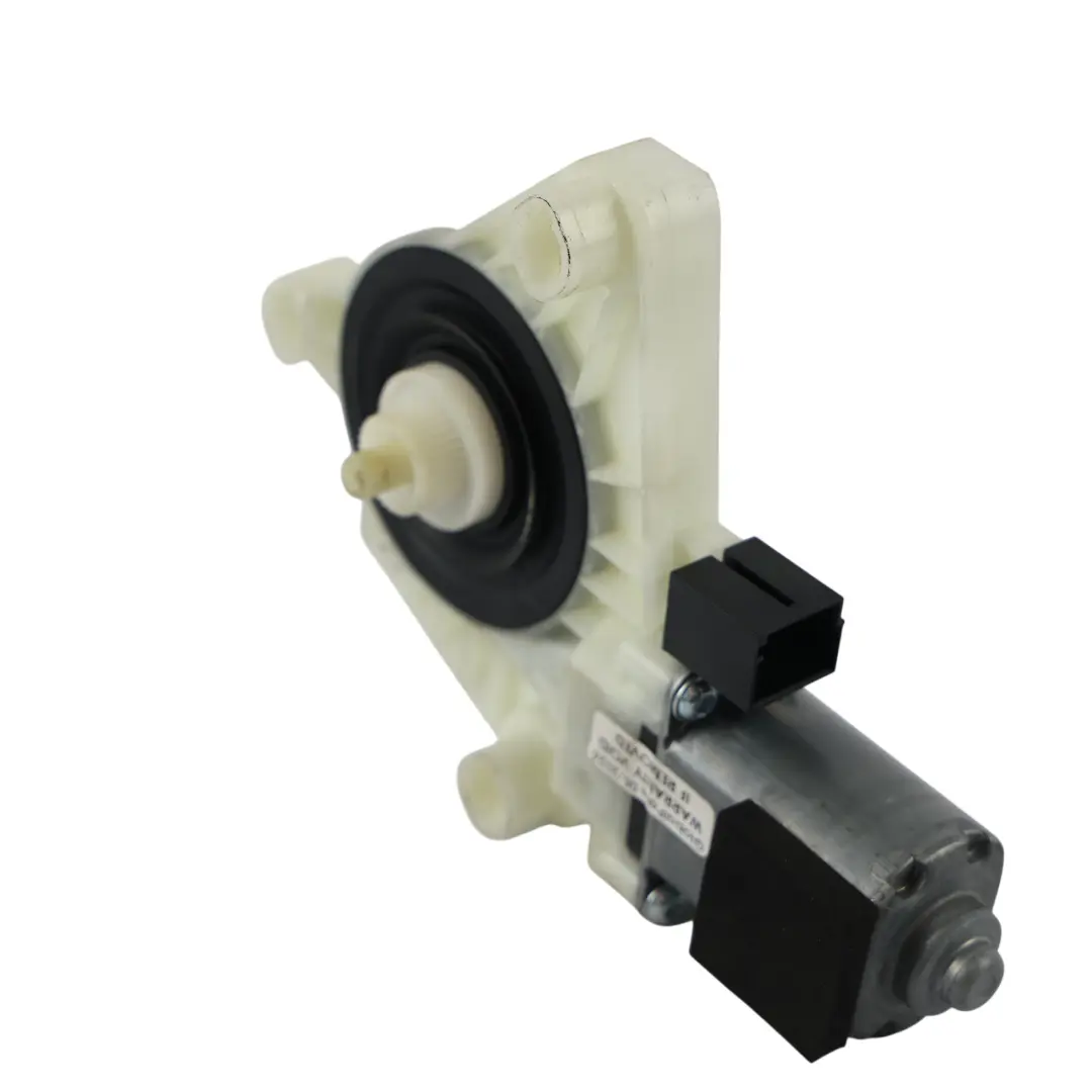 Silnik Regulatora Szyby Tylnych Drzwi Lewy do Volkswagen Passat B8 o numerze 5Q4959802D Volkswagen Passat B8 Silnik Regulatora Szyby Tylnych Drzwi Lewy - SKU 5Q4959802D - Numer Części 5Q4959802D