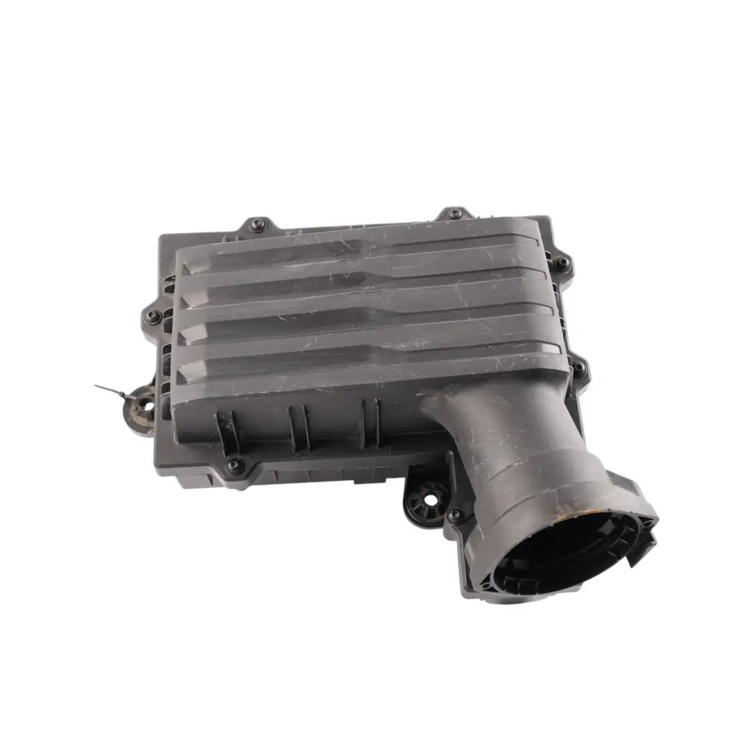 Obudowa Filtra Powietrza 2.0 TDI do Skoda Karoq Audi Q3 F3 o numerze 5QF129601A Skoda Karoq Audi Q3 F3 Obudowa Filtra Powietrza 2.0 TDI - SKU 5QF129601A - Numer Części 5QF129601A