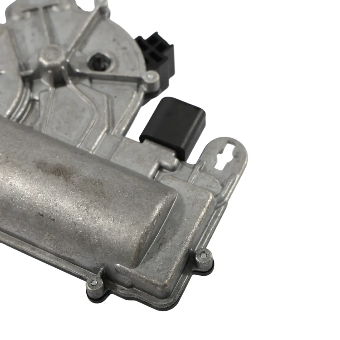 Mk4 Boot Lokc Soft Close Motor to Volkswagen Touran Skoda Octavia with Part number 5TA827887B Volkswagen Touran Skoda Octavia Mk4 Boot Lokc Soft Close Motor - SKU 5TA827887B - Part number 5TA827887B