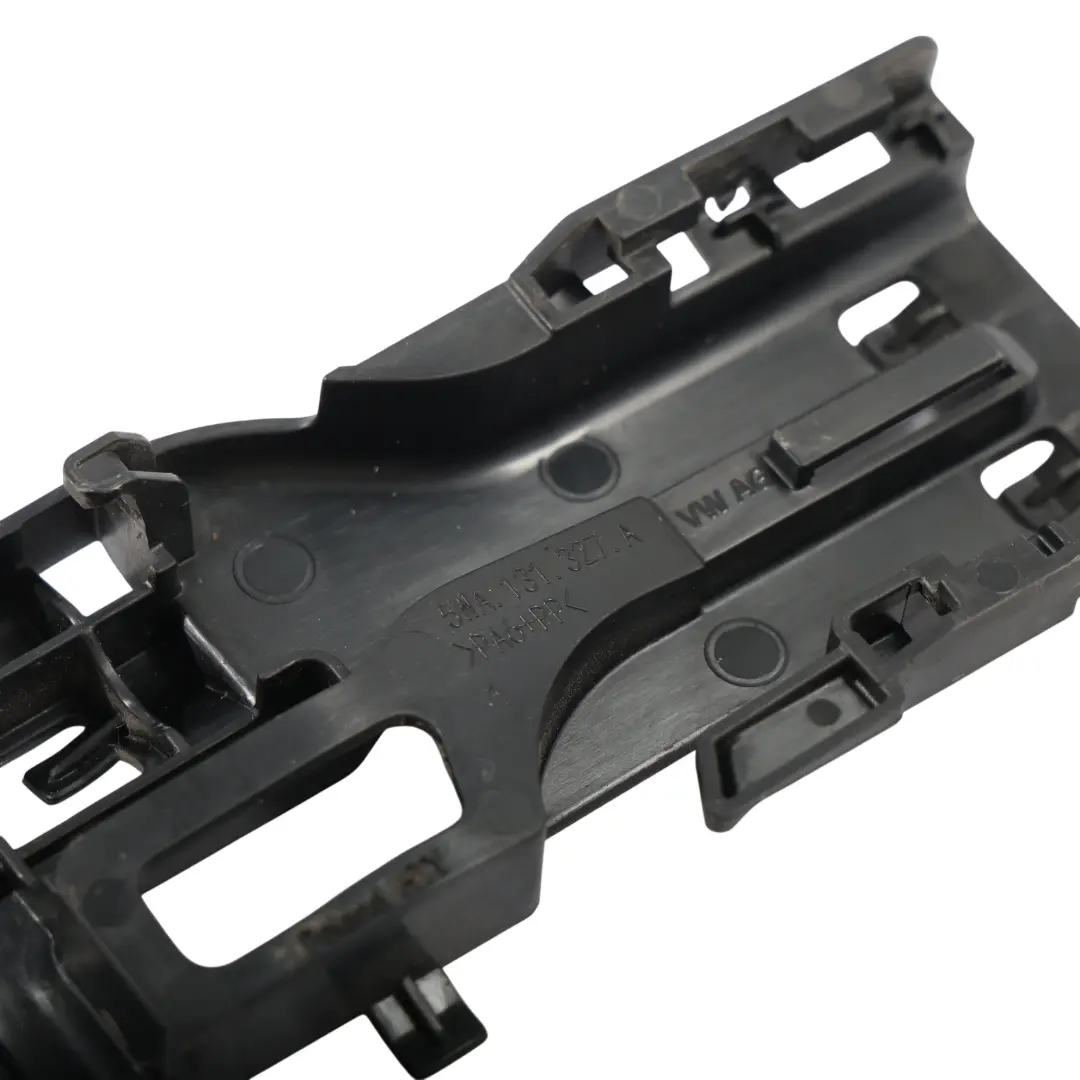 Supporto Staffa Linea AdBlue per Volkswagen Golf Cd1 con numero di parte 5WA131237A Volkswagen Golf Cd1 Supporto Staffa Linea AdBlue - SKU 5WA131327A - Numero di parte 5WA131237A