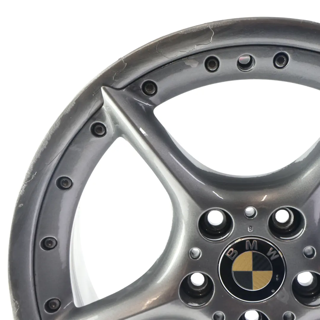 Cerchione Anteriore Argento 18" ET:47 8J Star Spoke 108 per BMW Z4 E85 E86 con numero di parte 6758194 BMW Z4 E85 E86 Cerchione Anteriore Argento 18" ET:47 8J Star Spoke 108 - SKU 6758194-5 - Numero di parte 6758194