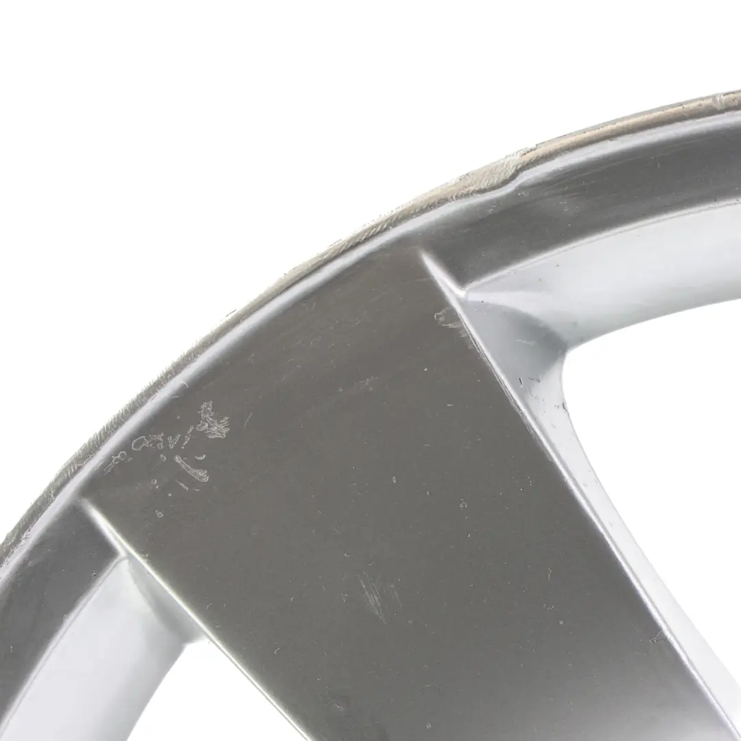 BMW E60 E61 Jante Alliage Argentée 17" ET:20 8J Rayons Étoile 122 - SKU 6760615-2 - Numéro de pièce 6760615